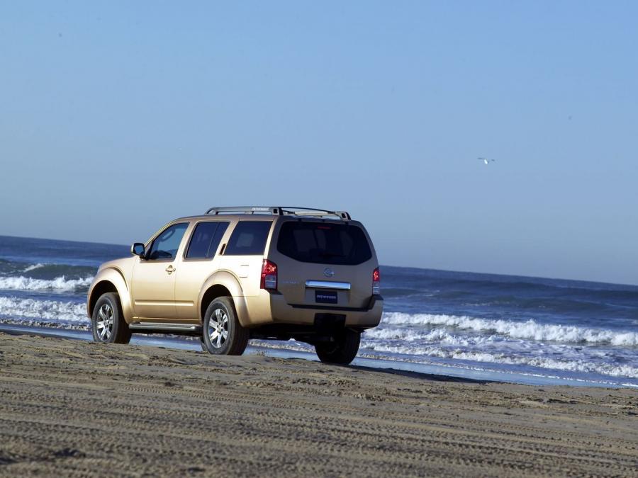  Nissan Pathfinder 2005 года  (фото 12 из 24)